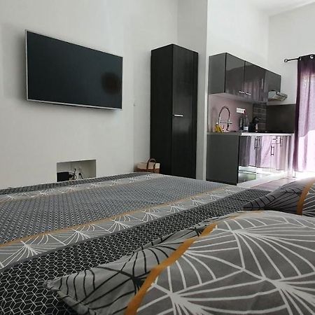 Crea Run Apartment Saint Pierre Bagian luar foto