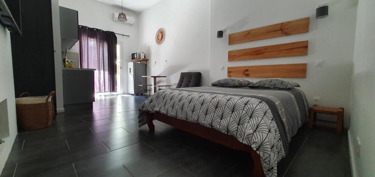 Crea Run Apartment Saint Pierre Bagian luar foto