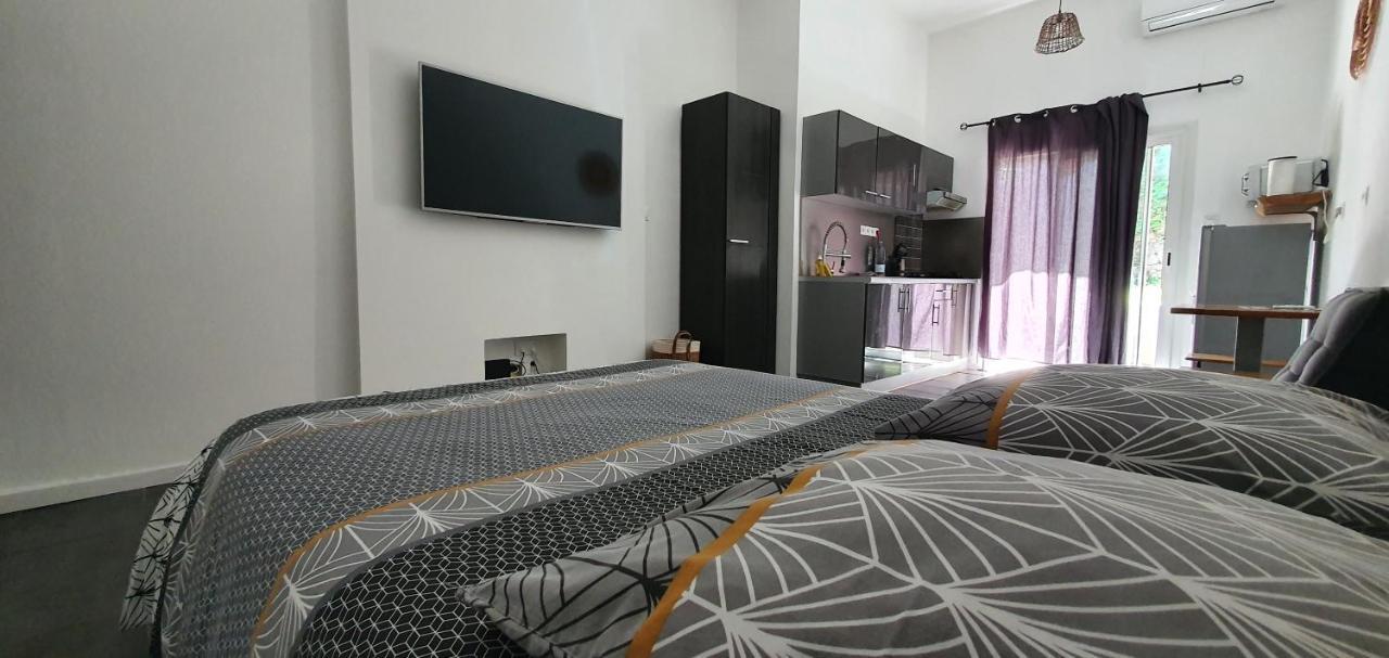 Crea Run Apartment Saint Pierre Bagian luar foto